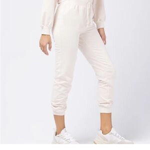 L*Space Livin is Easy Women's Cream (Tapioca) Jogger Pants